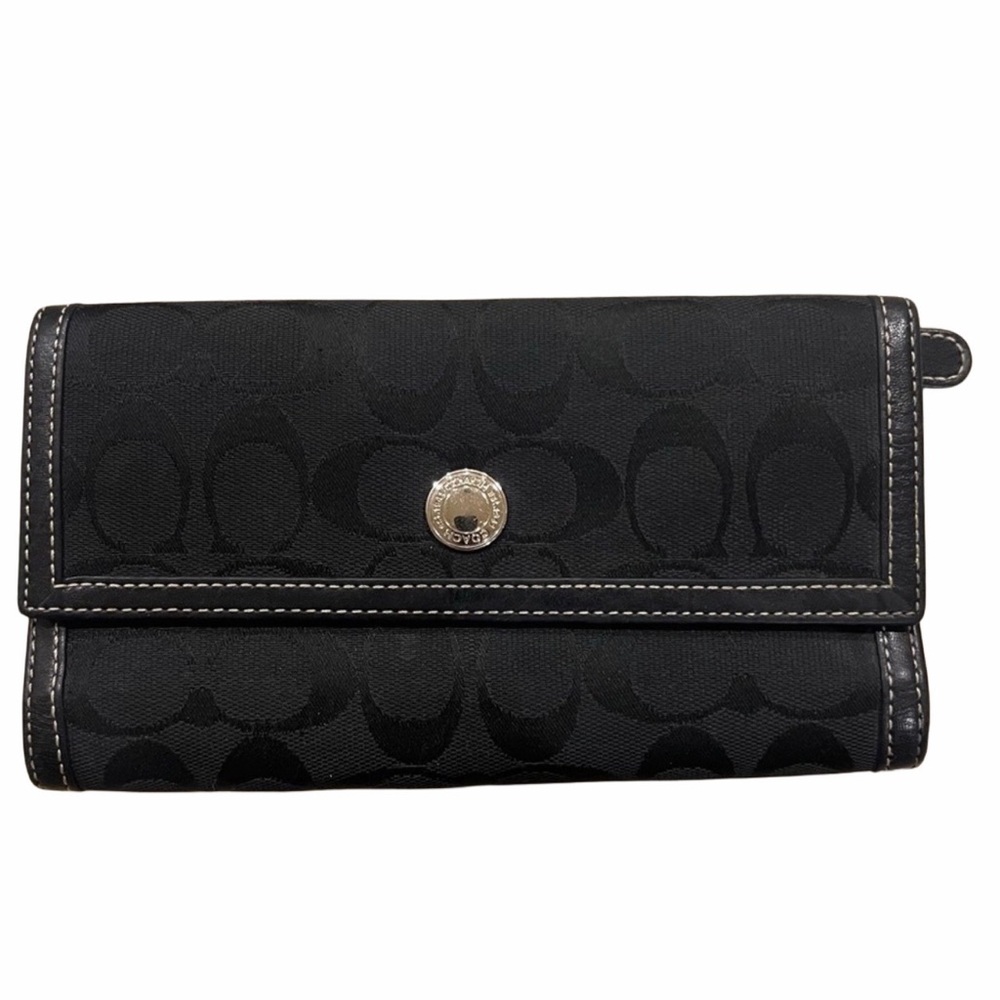 Vintage Coach Black Monogram
Canvas & Leather Full Size Snap
Open Wallet